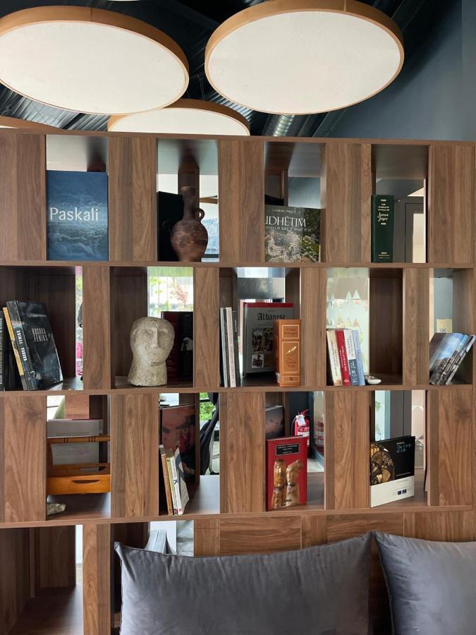 פרישטינה Etnomania Boutique Hotel מראה חיצוני תמונה