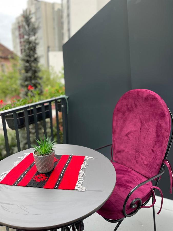 פרישטינה Etnomania Boutique Hotel מראה חיצוני תמונה