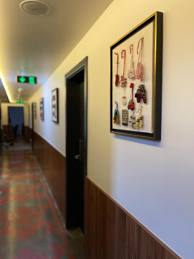 פרישטינה Etnomania Boutique Hotel מראה חיצוני תמונה